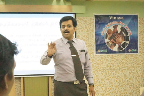 Surekaa Sundar conducting training