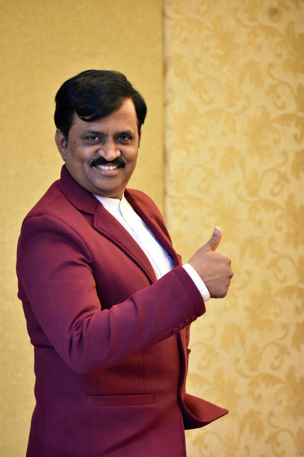 Surekaa Sundar — Speaker, Brand Architect, Mentor